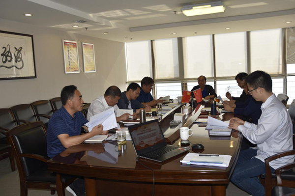 开云线上平台（集团）官方网站
召开“不忘初心、牢记使命”主题教育党委理论学习中心组集中学习会议