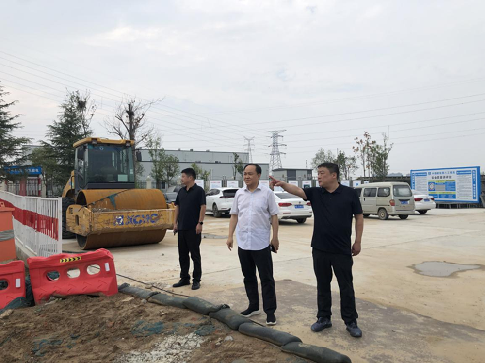 开云线上平台（集团）官方网站
党委委员、副总经理张岩到侯寨新镇区安置区调研项目建设工作